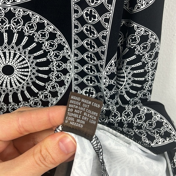 J. McLaughlin Black White Geo Print Faux Wrap Catalina Cloth Dress XS Career - Picture 11 of 11